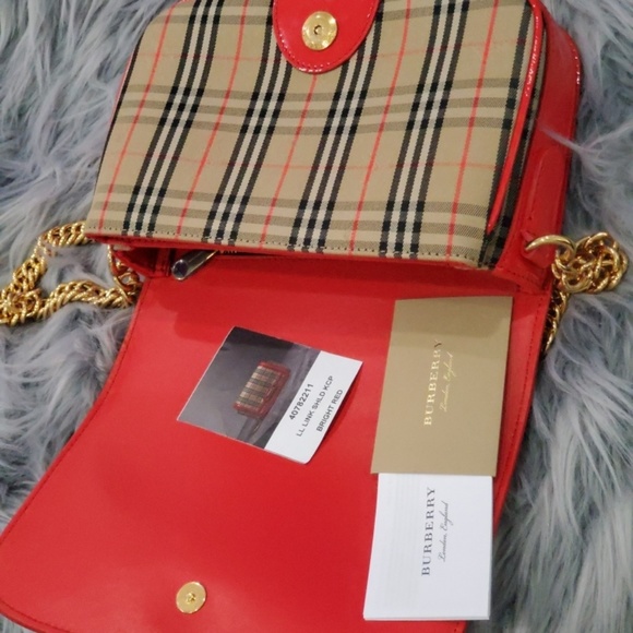 Burberry purse - Picture 2 of 5